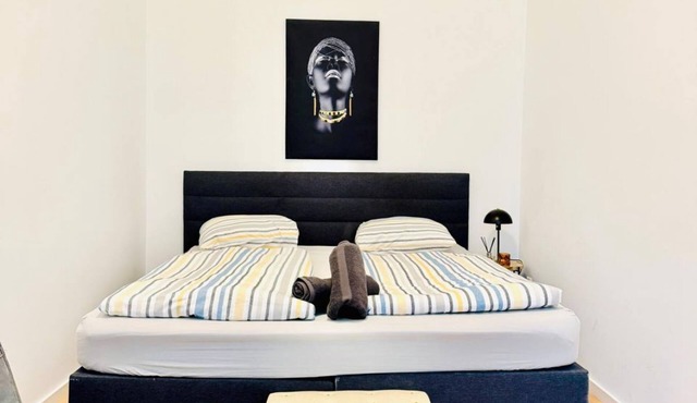 5BR Apt. Ideal for Groups; 7- Min to Westbahnhof in Vienna