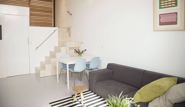 A hip & stylish studio, Center A'dam, 10 min walk from C. Station in Amsterdam