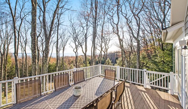 Arrowhead Manor in Harbor Springs