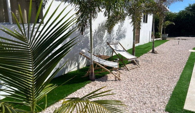 Aruba Sun, Sand & Beach Apartment 5 min from Beach. in Sanicolas