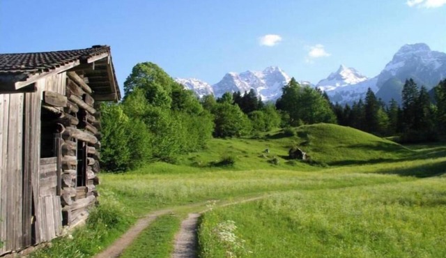 Autumn living experience: Apartment with 1 bedroom in Lofer
