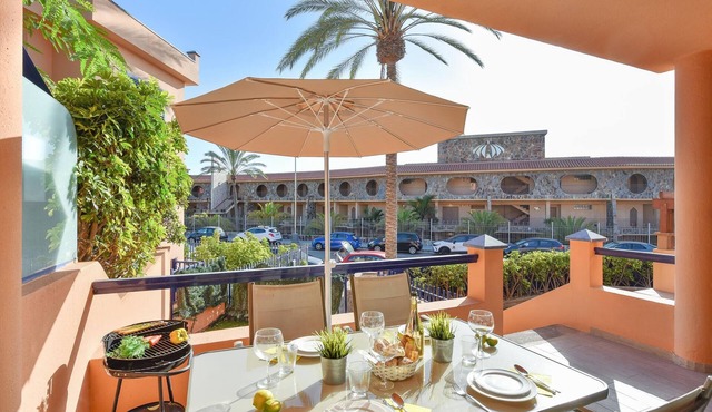Bahia Meloneras HH28 by VillaGranCanaria in Maspalomas