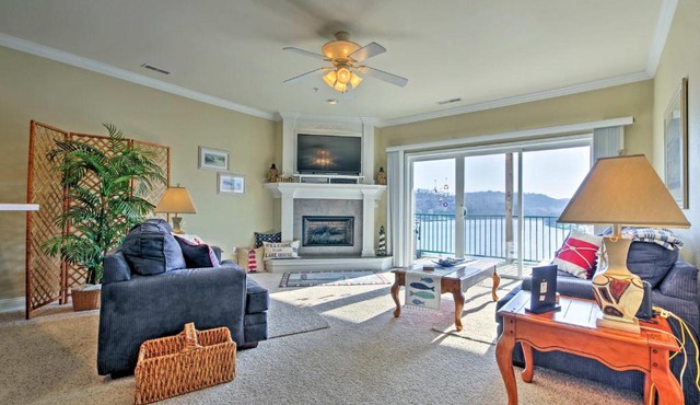 Balcony & Seasonal Pool: Lakefront Ozark Condo in Camdenton