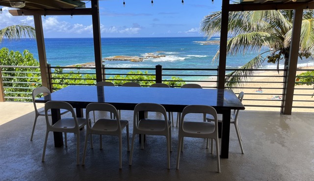 Bali-Inspired White Sand Beachfront House w/Large Deck, GYM, & Lots of Toys! in Haleiwa