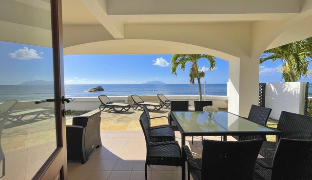 Beach View Villa - Beauvallon Villas