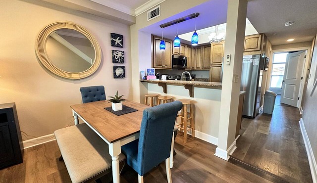 Beachview 11-Gulf Front Home in Complex with Pool and Tennis in Navarre