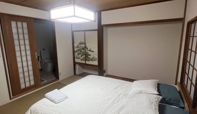 Beautiful Accom at World Class Resort: Nine-Bedroom Lodge In Madarao, Japan in Iiyama