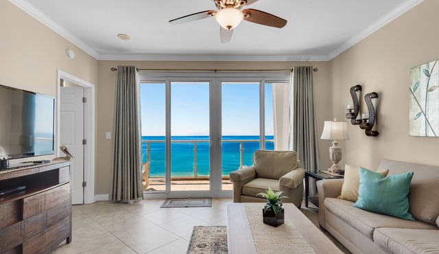 Beautiful Beachfront Property!2 Bdrm/2 Ba, Cov. Parking, Unit 802 in Destin