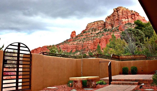 Beautiful Chapel Estates - near Chapel of the Holy Cross in Sedona