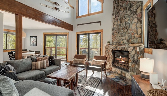 Blue River 11 - Three Bedroom Villa, Sleeps 8 in Colorado