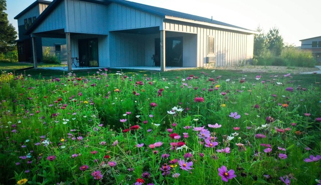 Bluffside Gardens Redbud Series Unit 5A in Decorah