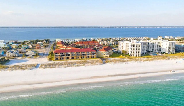 Book Fall specials now! Family Friendly, Close To The Beach, Pet Friendly in Pensacola Beach