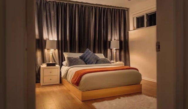 British Properties three beds garden suite in West Vancouver