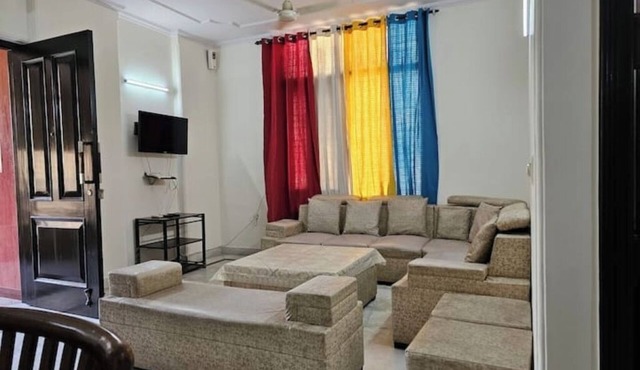 Charming 3-Bedroom Family Rental Next to Lajpat Market – Central & Convenient! in New Delhi