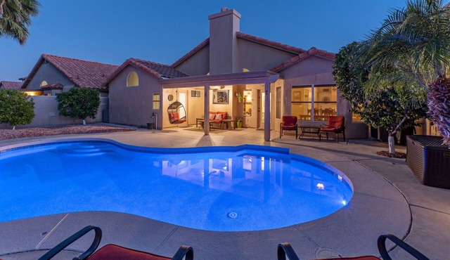 Charming 3 Bedroom Home with Heated Saline Pool Located, Ahwatukee Phoenix in Phoenix