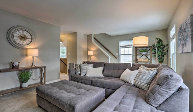Charming Bellefonte Townhome Near Penn State! in Bellefonte