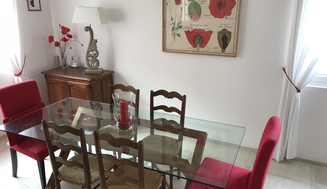 Charming duplex apartment with terrace, in the heart of Saint-Raphaël in Saint-Raphaël