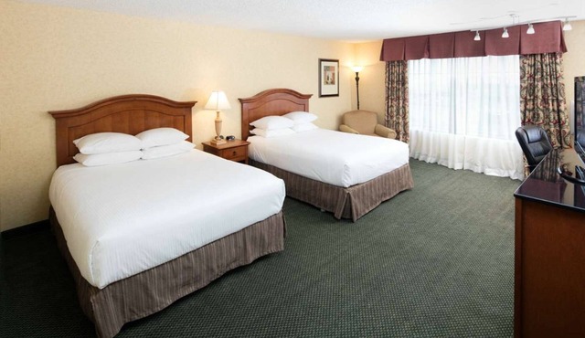 Charming & Pet-Friendly Suite Close to Old Town Eureka’s Victorian Charm in Eureka