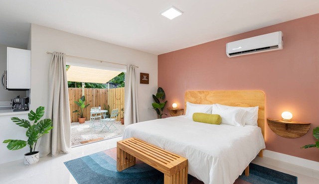 Chic Studio - Near Everything Trendy in Miami