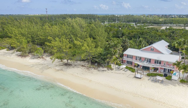 Coral Reef is directly on Seven Mile Beach - Exclusively by Cayman Villas! in Seven Mile Beach