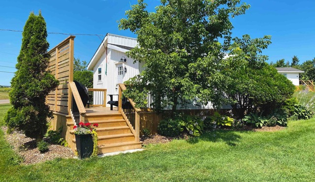 Cottage #3 - 2 bedroom - family & pet friendly! in French River