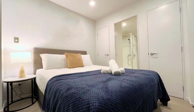 cozy 2-bedrooms in city centre you can call it home in Auckland