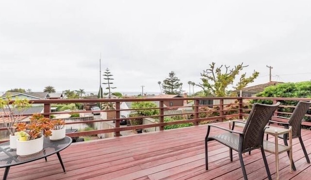 Cozy Beach Town Ground Floor Studio in Laguna Beach