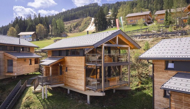 Cozy chalet in Schladming with a parking lot in Schladming