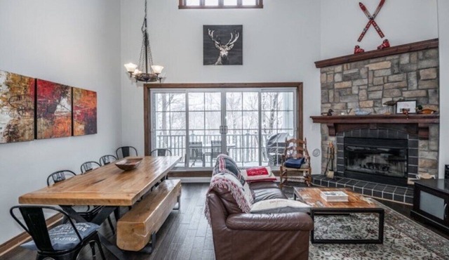 Cozy condo - Walk to village/mountain - Monthly rates in Mont-Tremblant