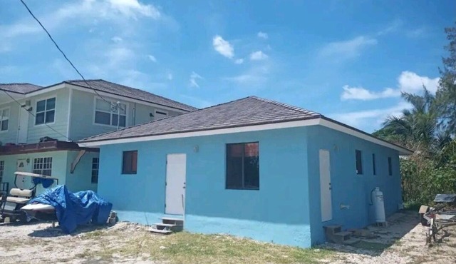 Dames Getaway Bimini in Alice Town