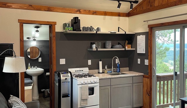 Devils Tower Views, Wide-Open Skies, and Your Own Private Cabin. in Hulett