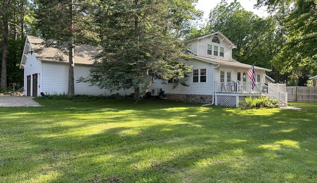 Easy access to Paul Bunyan Trail! 127 lakes within 10 miles and ample parking! in Hackensack
