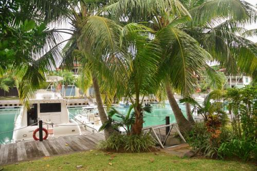 Eden Island Villa with Private Pool by Olala Homes