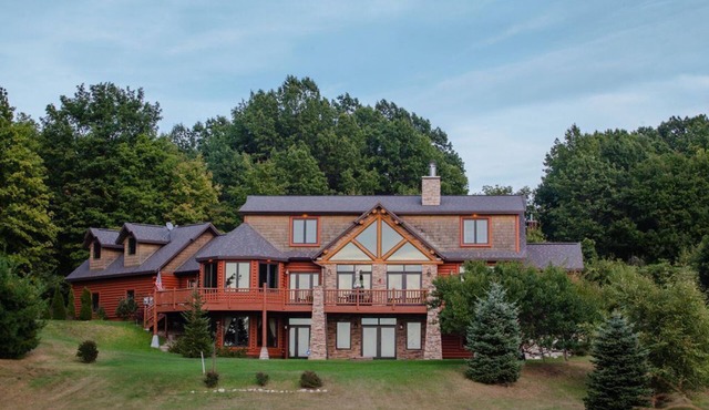 Escape to Nature. Indulge in Comfort. Create Unforgettable Memories. in Mears