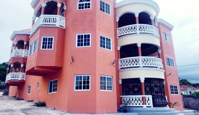Exquisite Eight Bedrooms Villa Situated in Boscobel, St. Mary, Jamaica. in Boscobel
