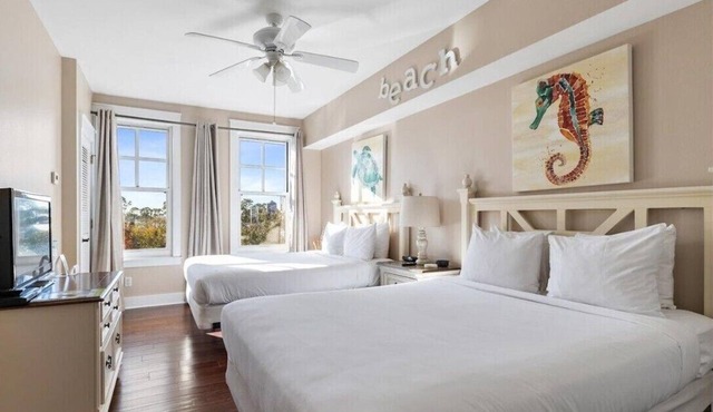 Exquisite Studio In The Heart Of Sandestin's Baytowne Wharf in Miramar Beach