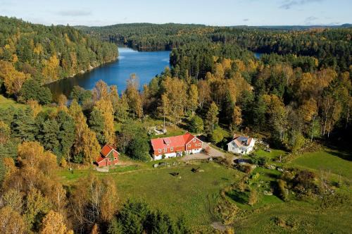 Finas Torpgård B&K in Gällinge