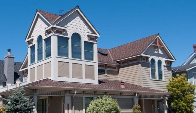 Gingerbread - Pacific Grove House - Close to Beach in Pacific Grove