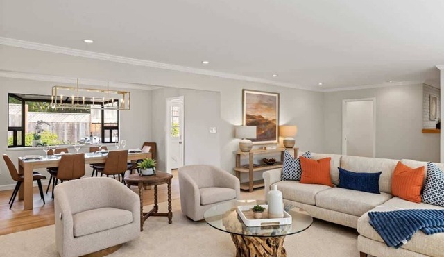 Gone Coastal 3BR 3BA all En Suite/Walk to Beach in Pebble Beach