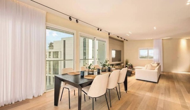 Grand Lapin Penthouse in Tel Aviv