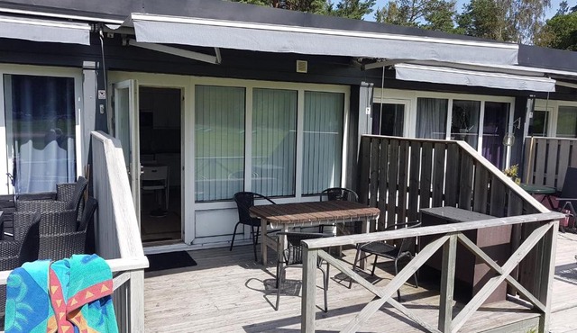 Hällestrand Semesterby, Radhus 28 in Hällestrand