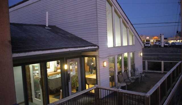 Hawk's Nest Lodge in Osage Beach