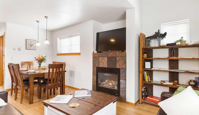 'Heart of Bozeman' Townhome w/Patio Near MSU in Bozeman