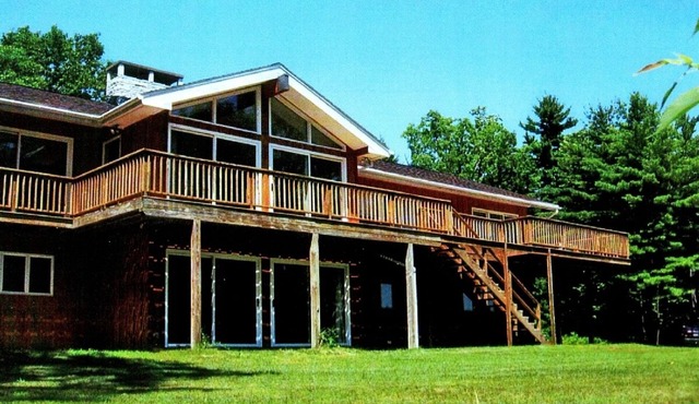 Hickory Hill Mountaintop charming family friendly quiet very private lake view in Bolton Landing