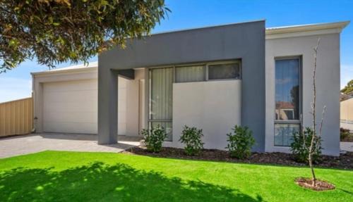 Home in Perth in Perth