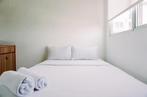 Homey and Comfort Stay 2BR Pakubuwono Terrace Apartment By Travelio in Jakarta
