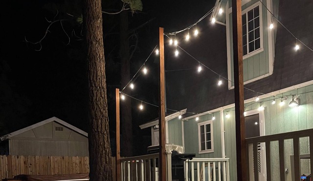 Hot Tub! "Cottage Sleeps 6” in Big Bear