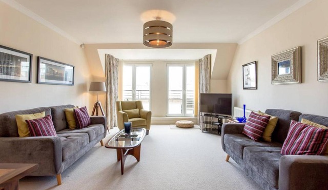 JOIVY Inviting Apartment near Leith Walk in Edinburgh