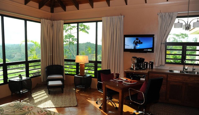 Luxury, affordable, close to town and all of the attractions in the CAYO area. in San Ignacio