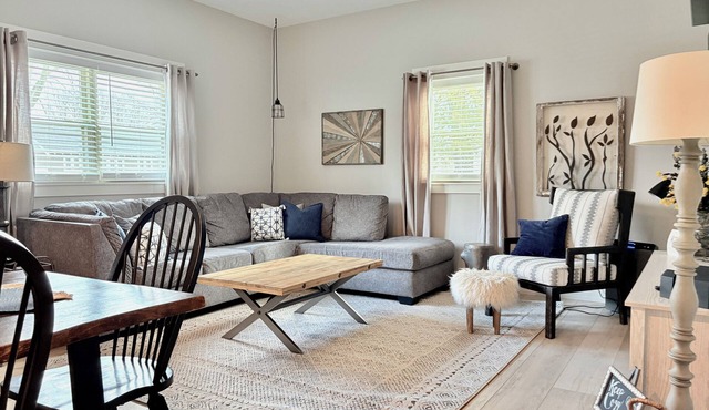 M1 - Pet-Friendly Family Home w/Game Room Near Lake Michigan in Muskegon